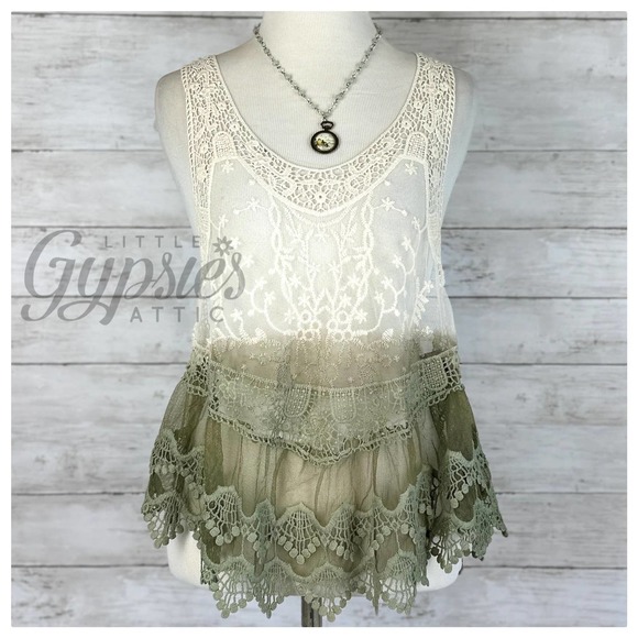 POL Antique Ivory Ombre Lace Layering Top - Picture 2 of 16